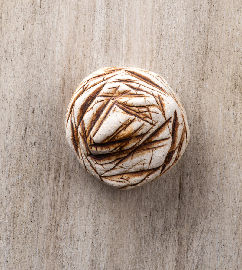 Cajonera Artesanal de Madera con Agarraderas de Cerámica